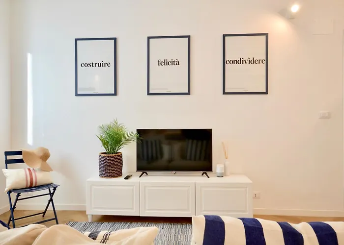 Luvi - Trilocale 4 Posti Letto, A 5 Minuti A Piedi Dalla - Ac E Wifi *