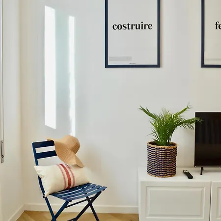 Luvi - Trilocale 4 Posti Letto, A 5 Minuti A Piedi Dalla - Ac E Wifi *