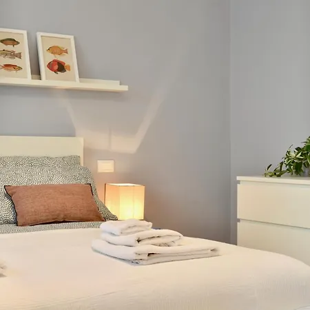 Luvi - Trilocale 4 Posti Letto, A 5 Minuti A Piedi Dalla - Ac E Wifi *